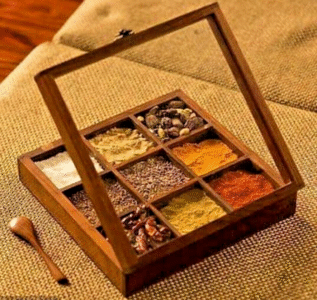 Wooden Spice Box, view 1