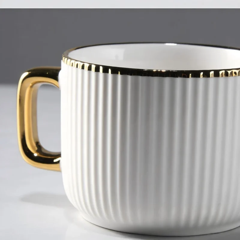 32 piece dinnerware set - Luxury 32 Piece Dinnerware Set Gold Rim Porcelain Plates (view 3)