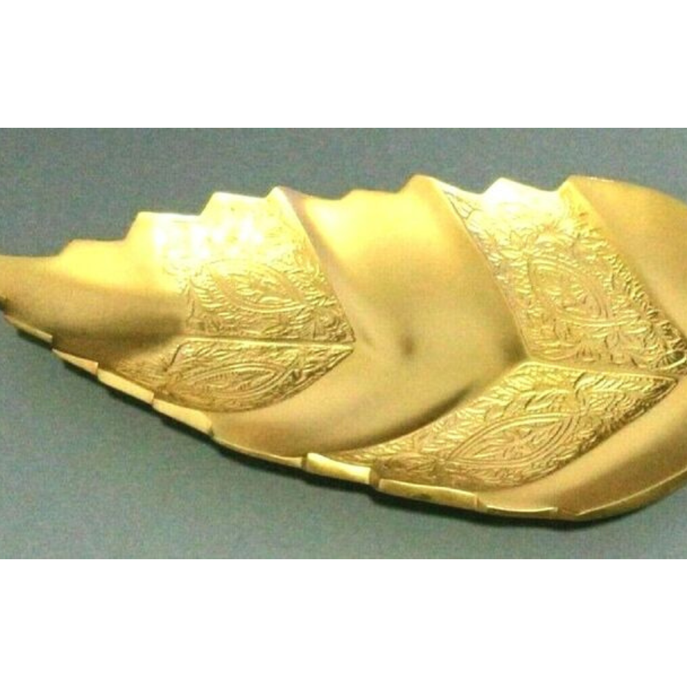 Gold-Metal-Leaf-Dish-tray.png