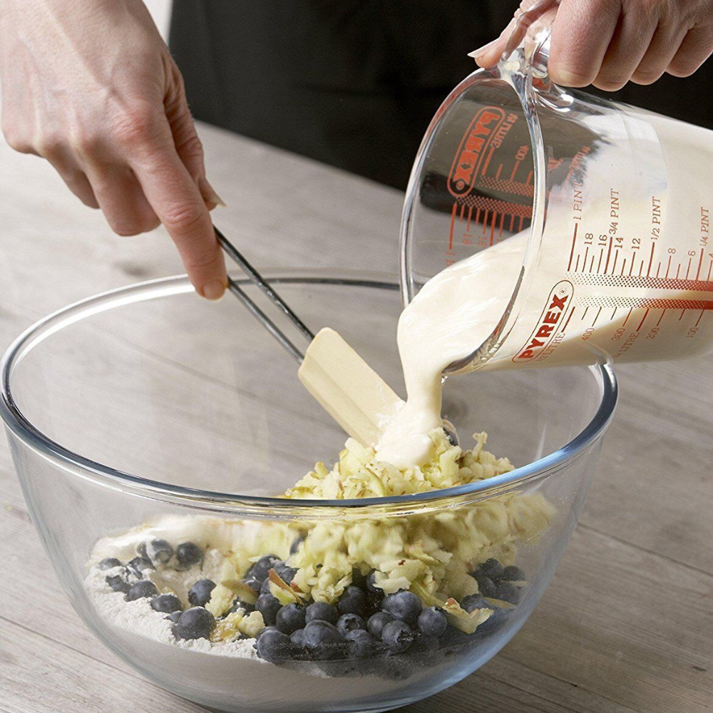 Mixing-Glass-Bowl-Microwave-Safe-and-for-Dishwasher-Use-4L.png